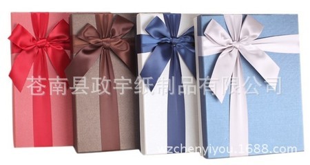 致臻禮盒 長方形禮品盒的情人節(jié)商務定制選擇